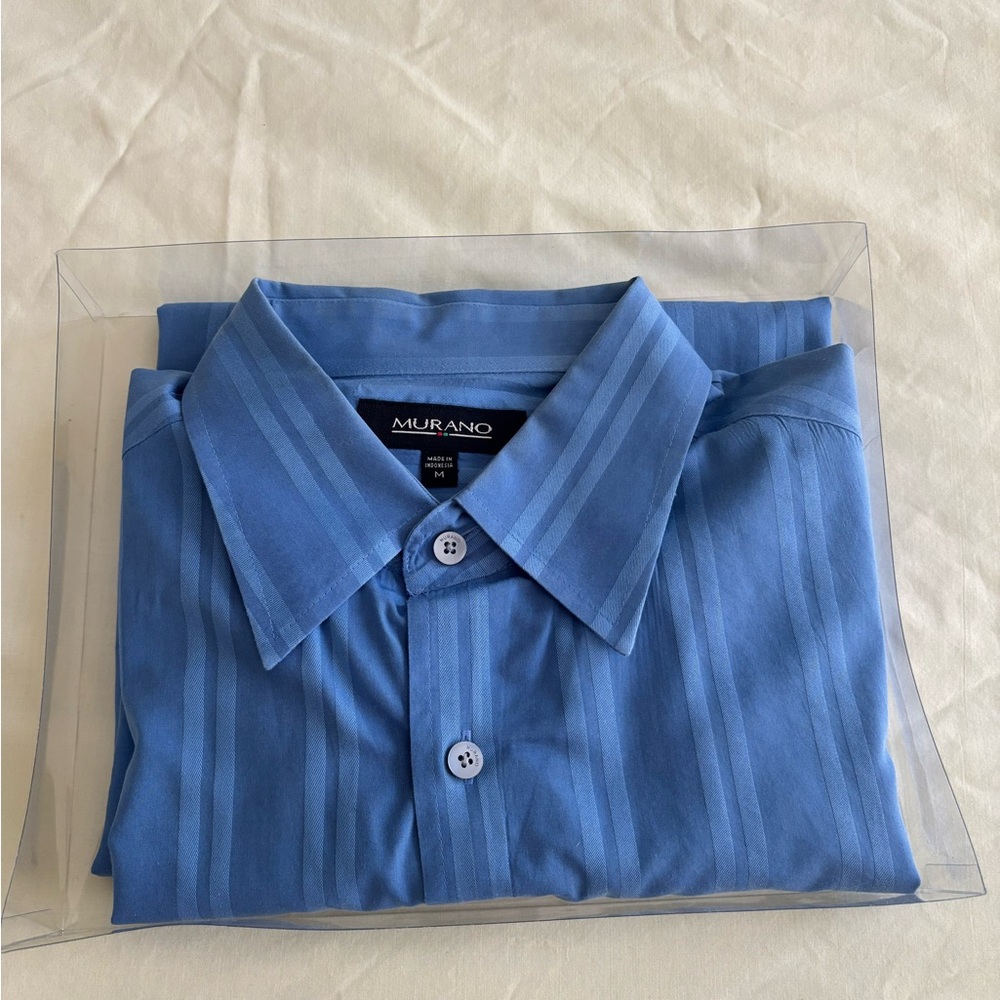 Men’s Murano dress shirt, size medium